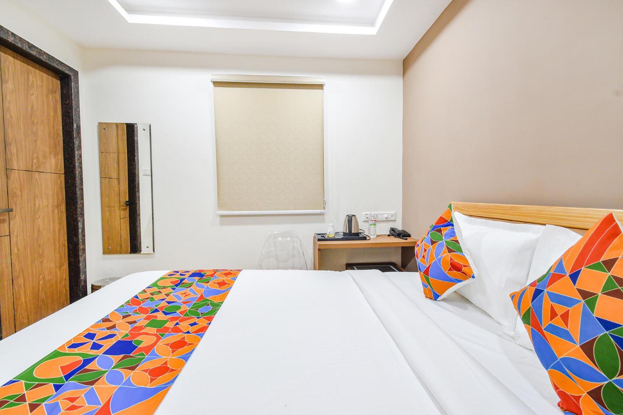 Fabhotel Seri - Nr Kims Hospital, Gachibowli ไฮเดอราบัด ภายนอก รูปภาพ