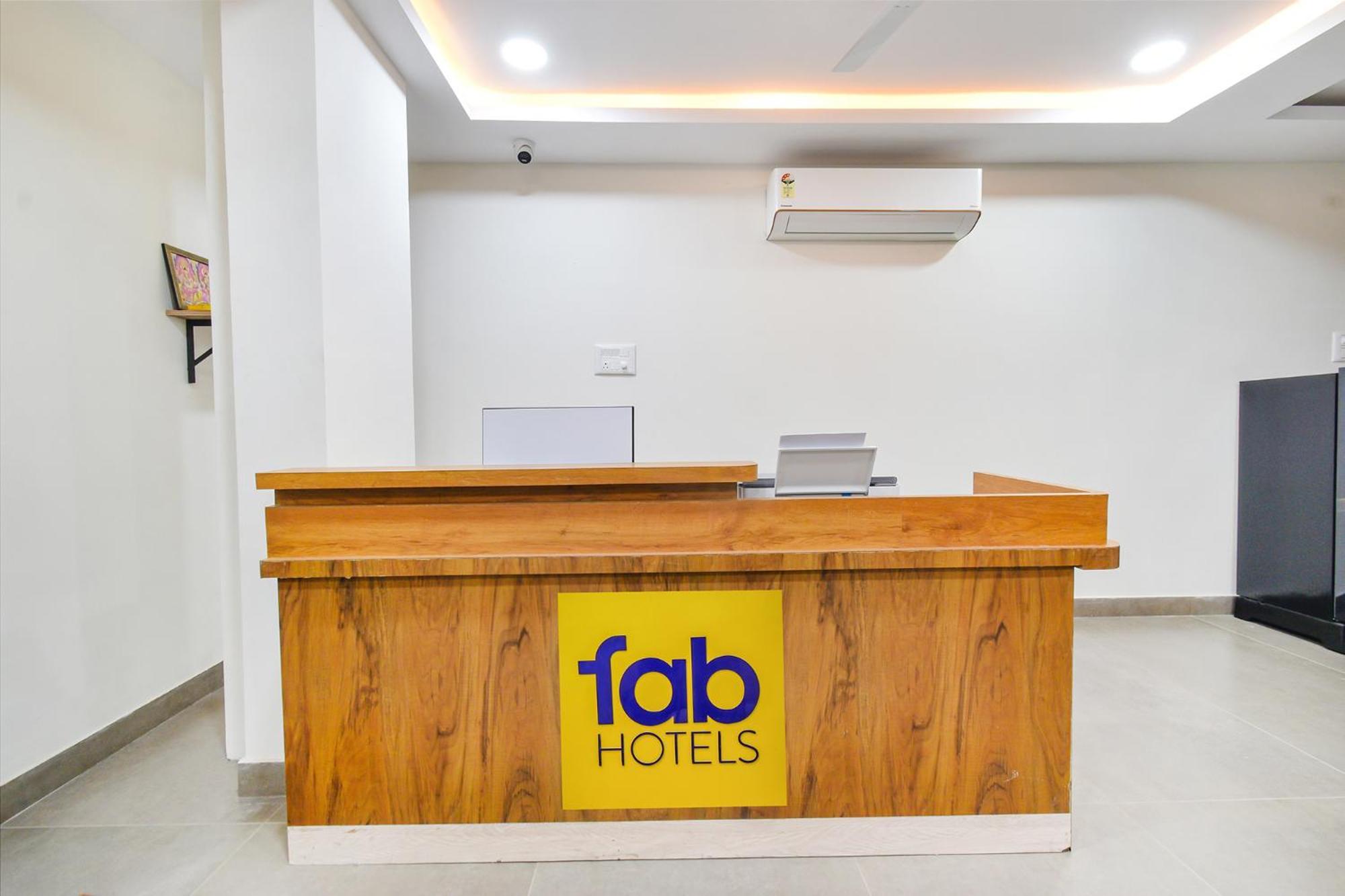 Fabhotel Seri - Nr Kims Hospital, Gachibowli ไฮเดอราบัด ภายนอก รูปภาพ