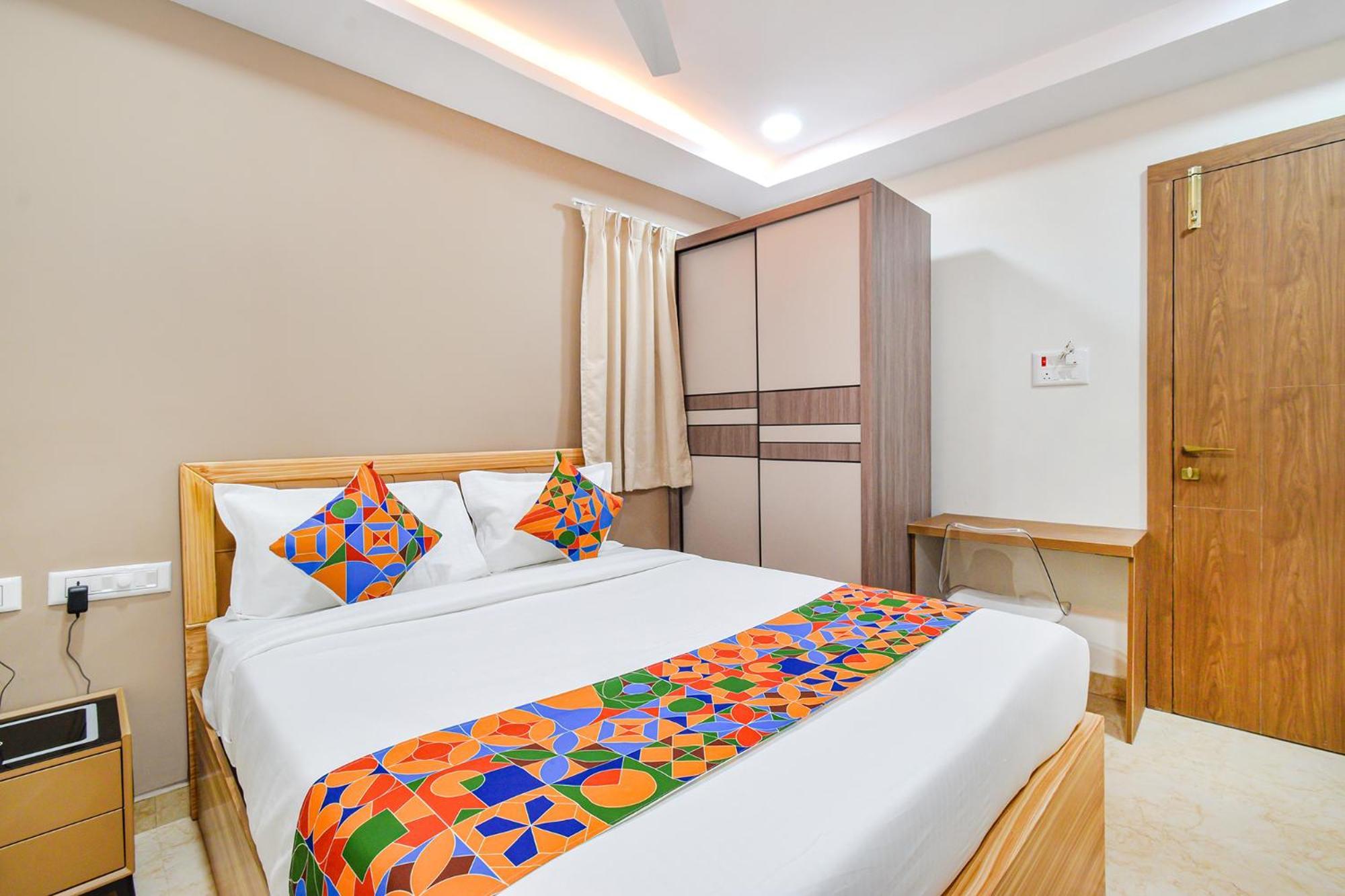 Fabhotel Seri - Nr Kims Hospital, Gachibowli ไฮเดอราบัด ภายนอก รูปภาพ