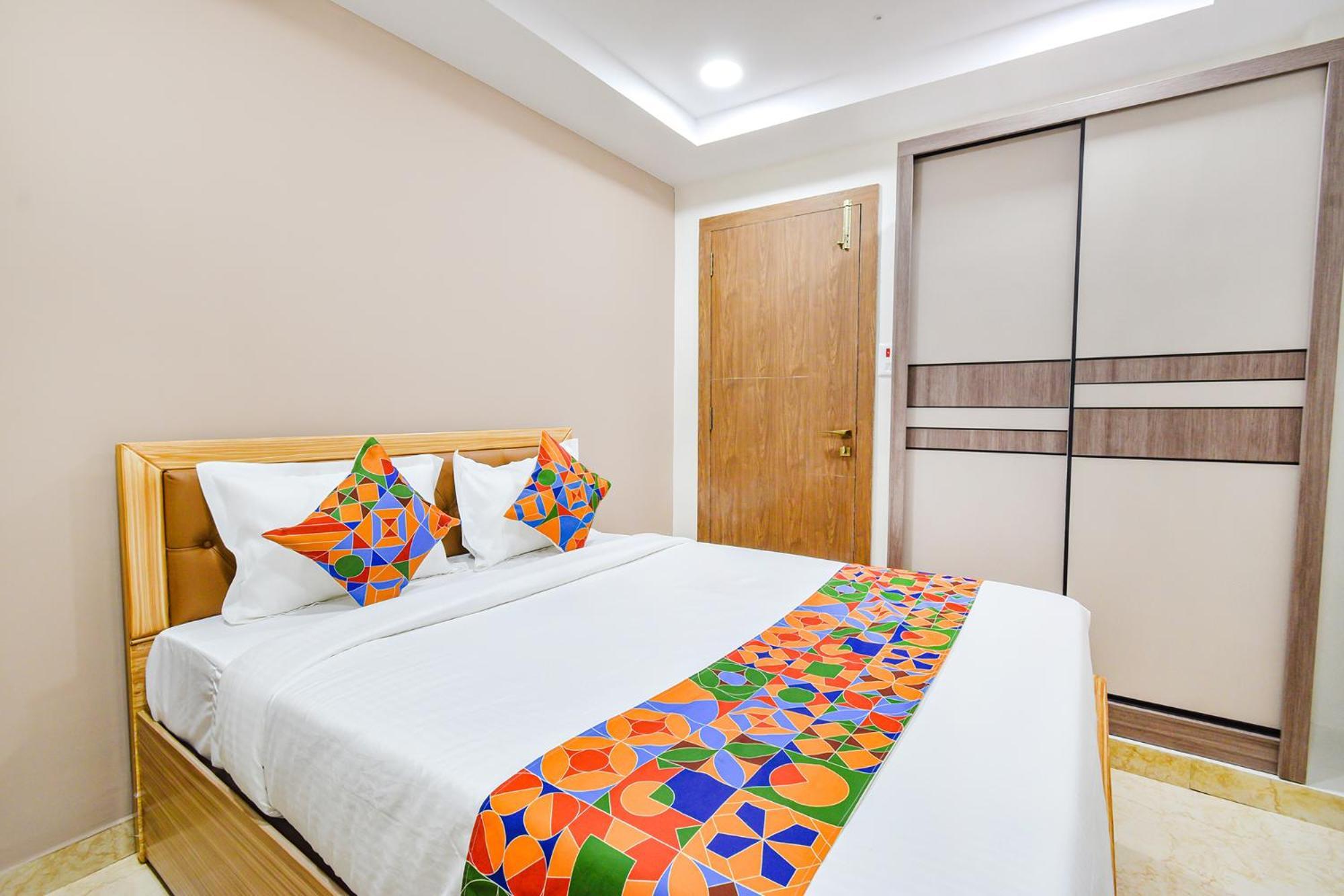Fabhotel Seri - Nr Kims Hospital, Gachibowli ไฮเดอราบัด ภายนอก รูปภาพ