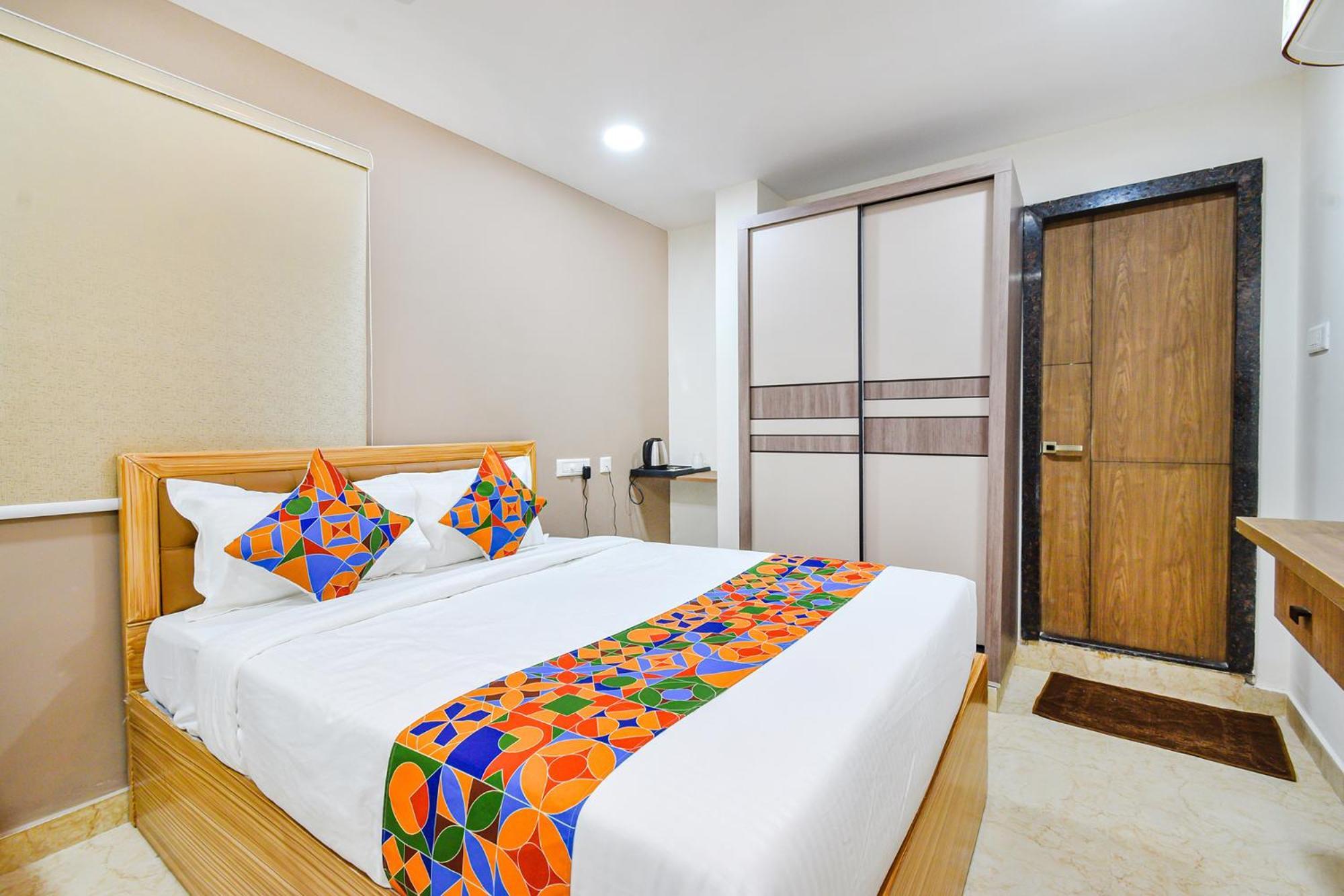 Fabhotel Seri - Nr Kims Hospital, Gachibowli ไฮเดอราบัด ภายนอก รูปภาพ