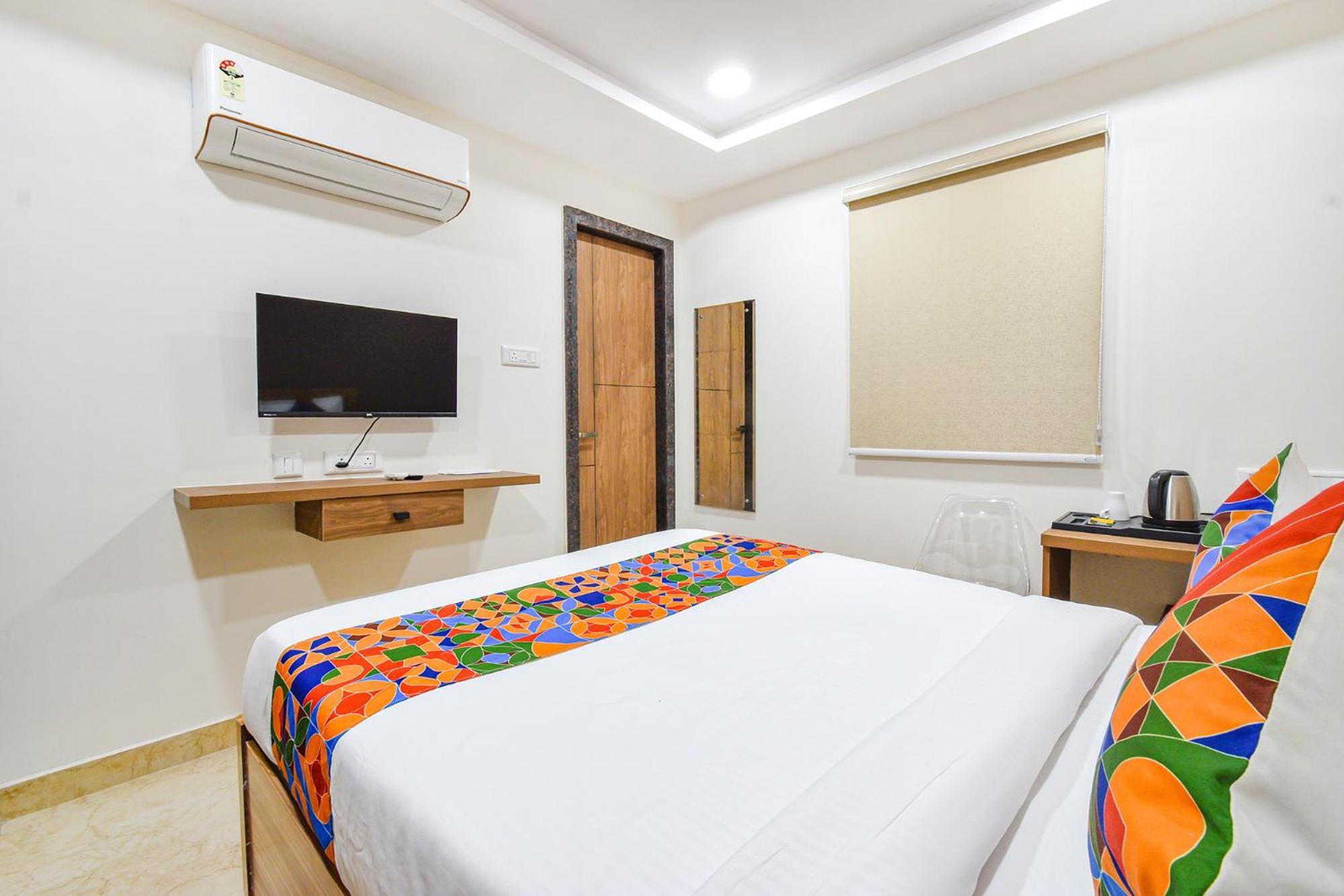 Fabhotel Seri - Nr Kims Hospital, Gachibowli ไฮเดอราบัด ภายนอก รูปภาพ