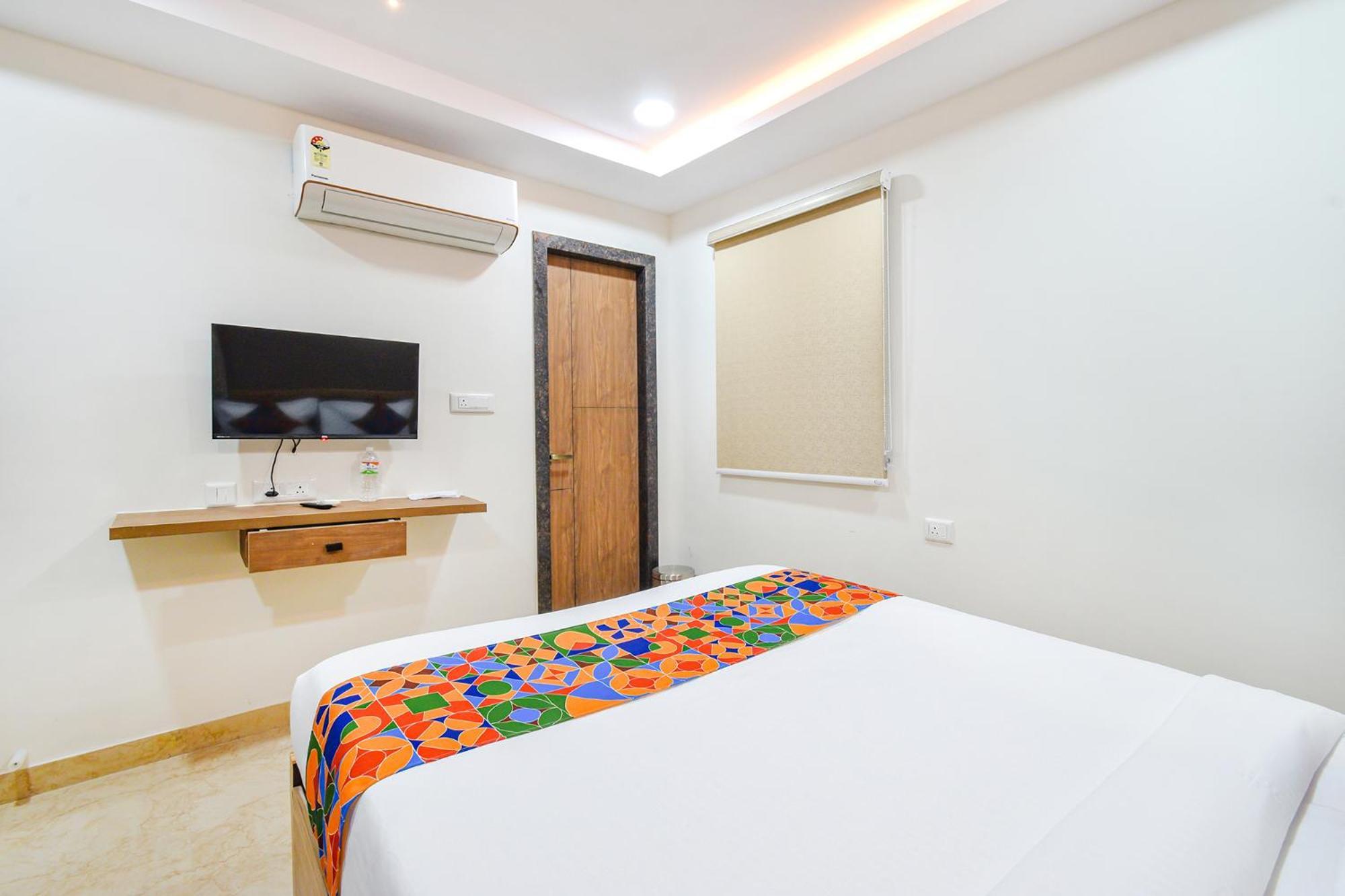 Fabhotel Seri - Nr Kims Hospital, Gachibowli ไฮเดอราบัด ภายนอก รูปภาพ